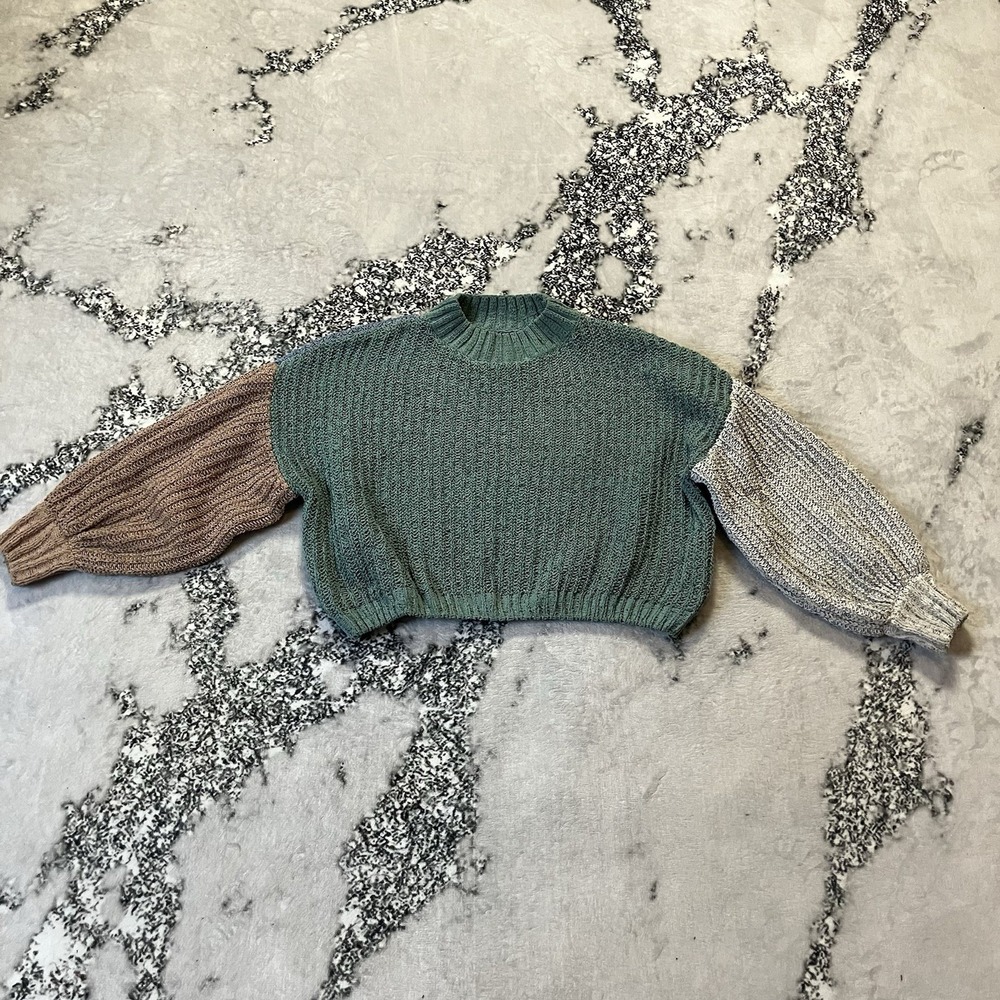 My Michelle Sweater Womens Size Medium Cropped‎ Long Sleeve Multicolor Knit
